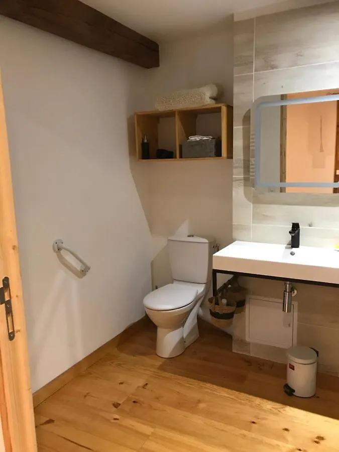 Bed & Breakfast Chambre D'Hote Aux Pivoines Nistos France
